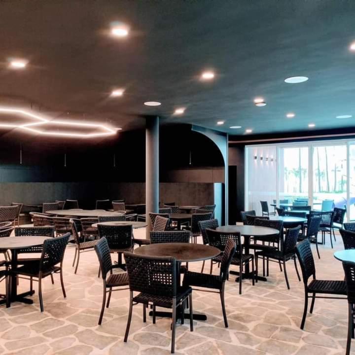  SALINAS EXCLUSIVE RESORT