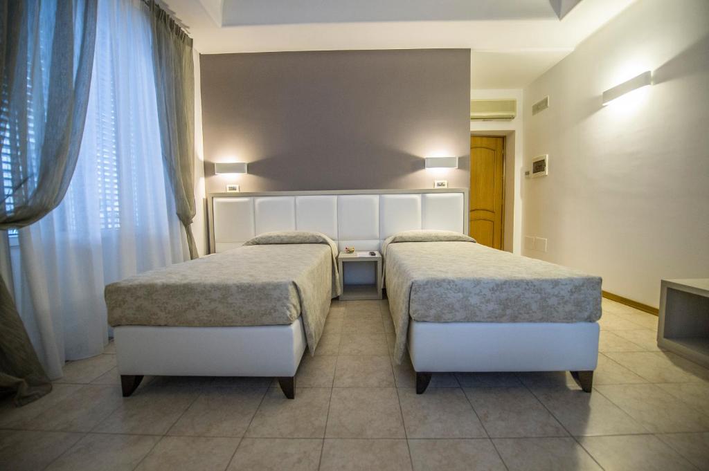 Artemisia Palace Hotel - Klassisches Zweibettzimmer