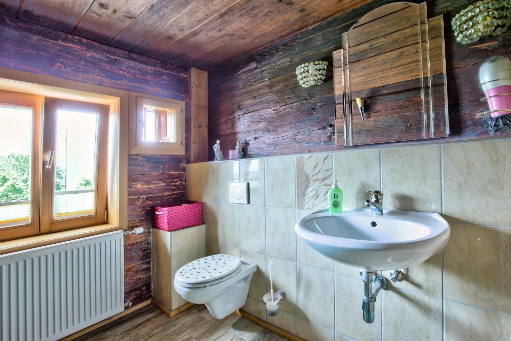 Koupelna v ubytování Chalet Rastenhof - Urlaub auf dem Bauernhof in Österreich