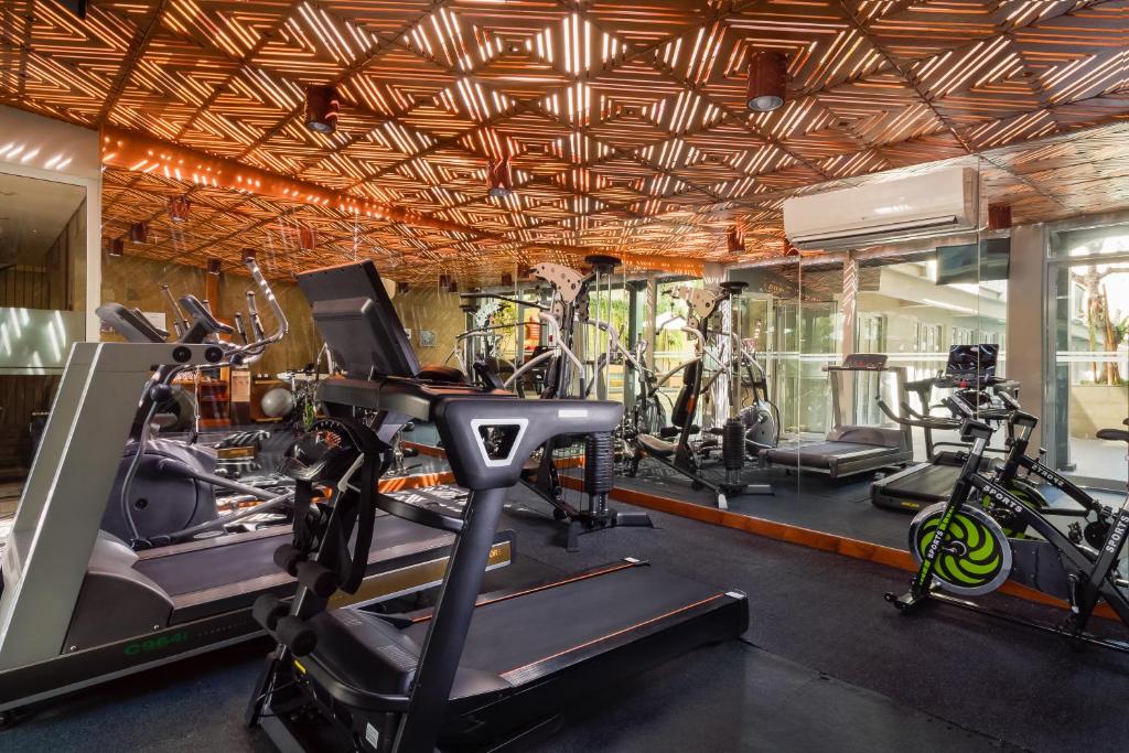 Fitness centrum a/nebo fitness zařízení v ubytování The ONE Legian