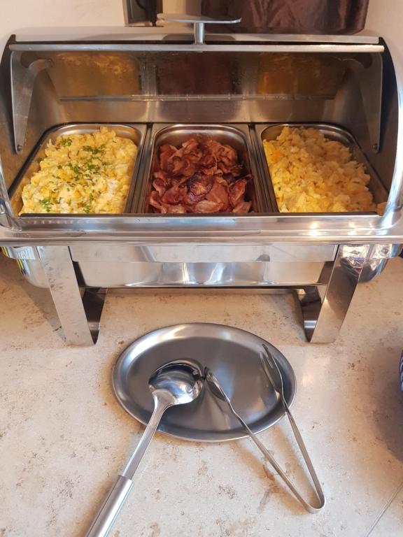Cibo presso l'hotel o nelle vicinanze