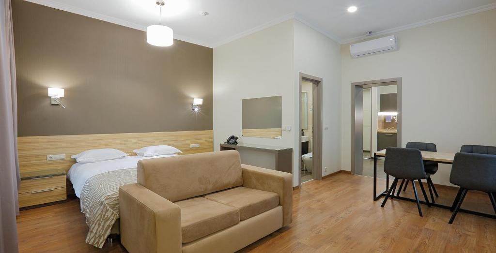 Aparthotel Izmaylovskiy park (Home Hotel) - Family Room