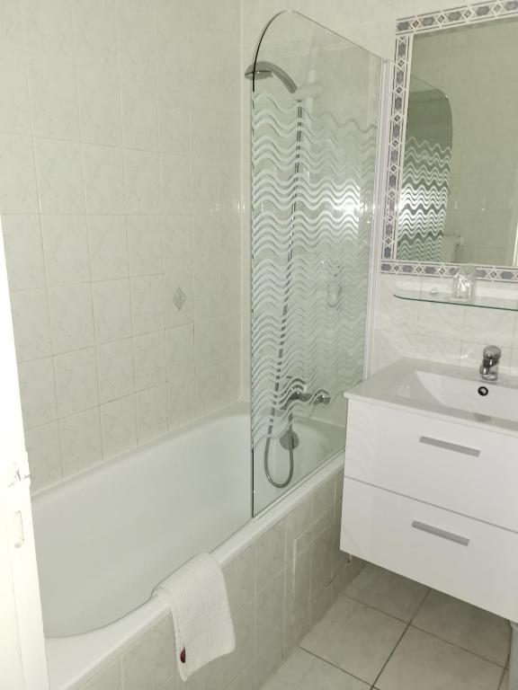 Carry Hotel - Habitación Individual Con Baño