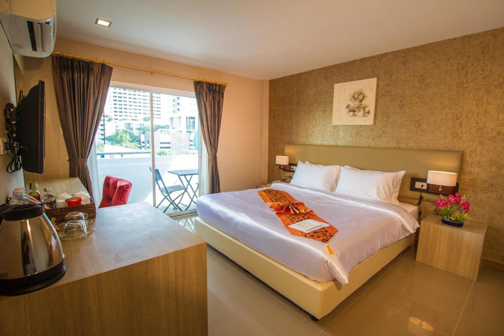 Retro39, Bangkok – Updated 2023 Prices