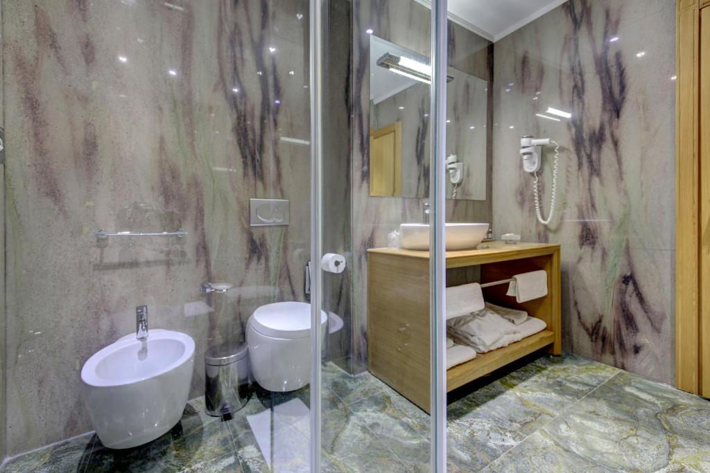 Kupatilo u objektu Hotel Vardar