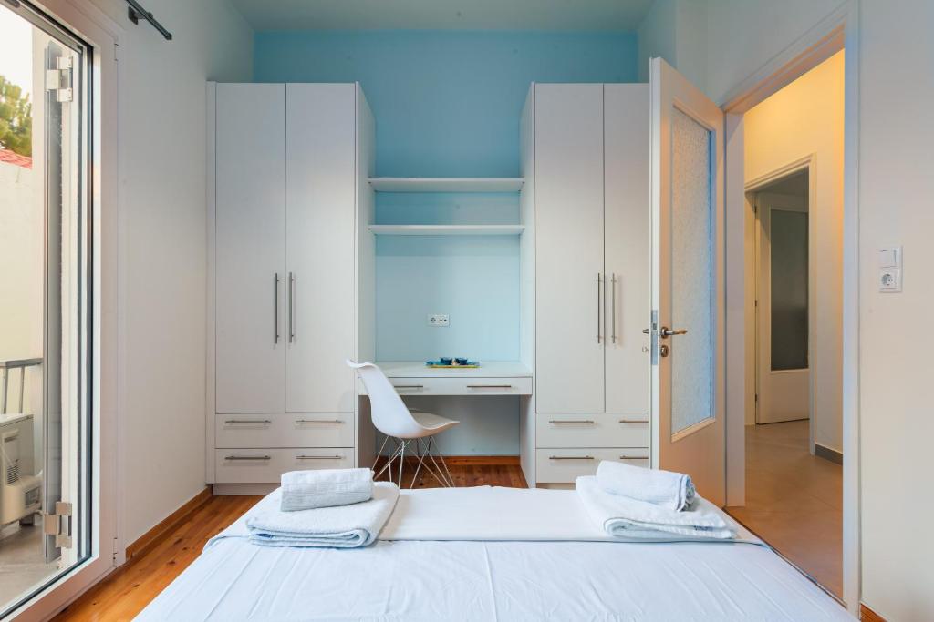 Posteľ alebo postele v izbe v ubytovaní Upscale Modern Escape in the Historic Center