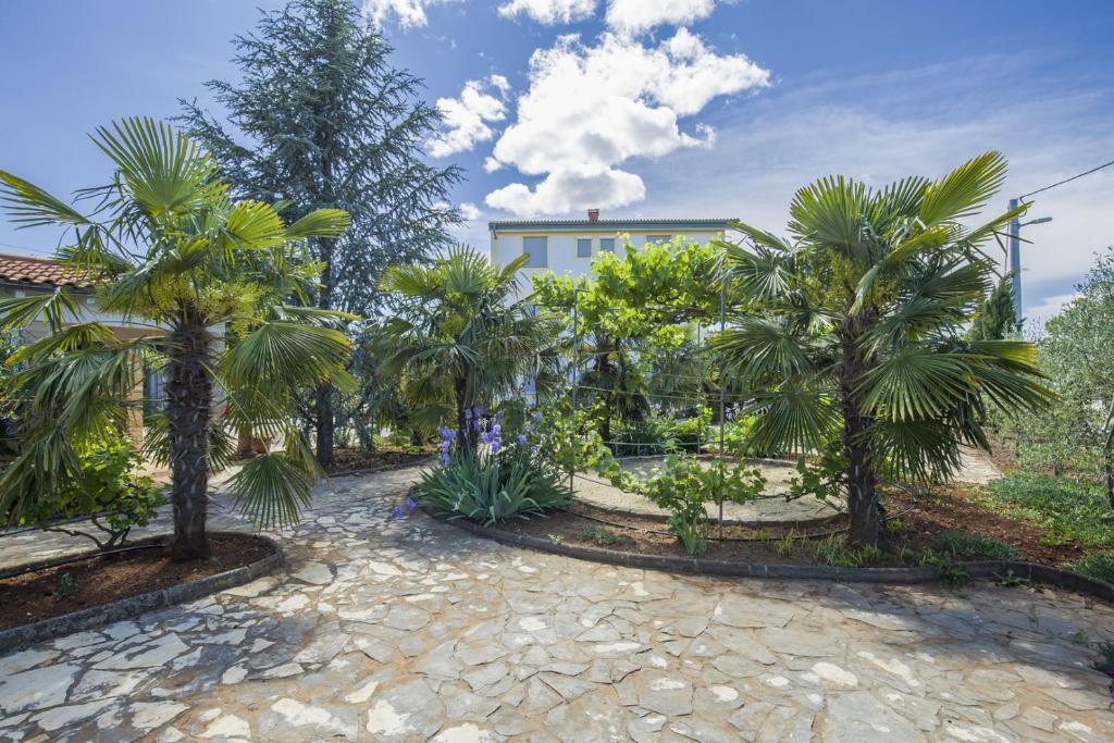 Fotografie z fotogalerie ubytování Apartments Ljubica v destinaci Malinska