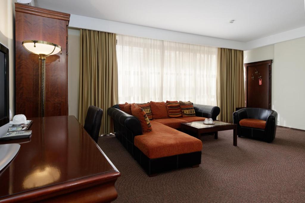 Posezení v ubytování Atrium Hotel Ateneu City Center