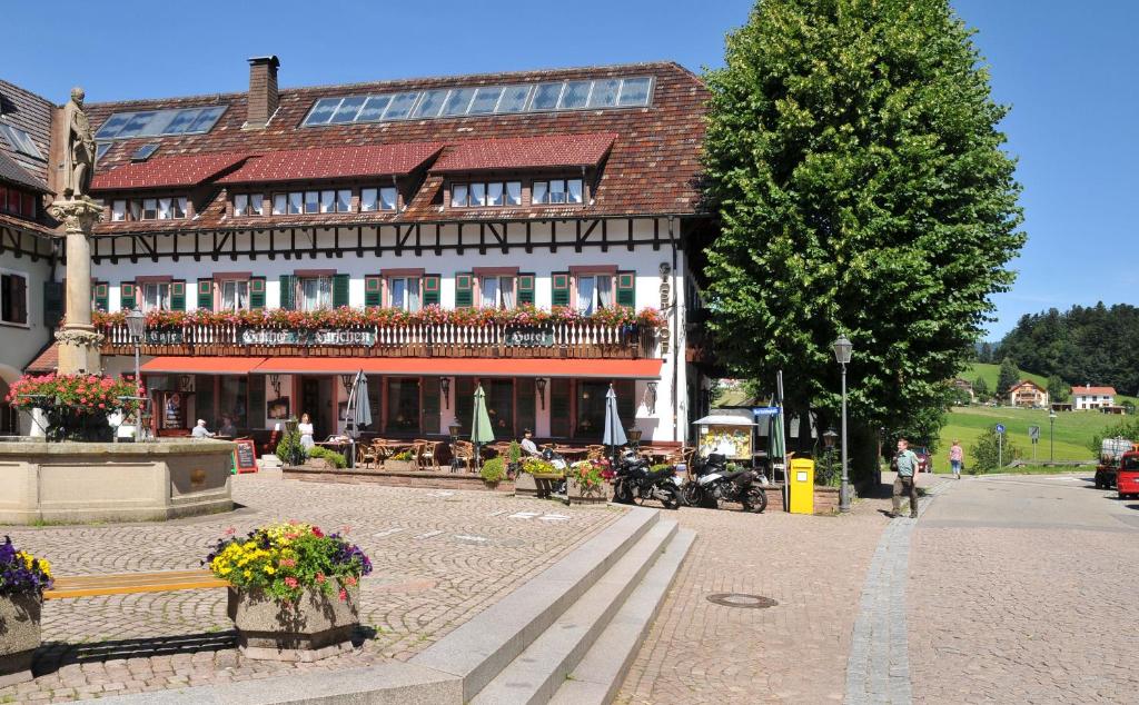 Budova, kde se hotel nachází