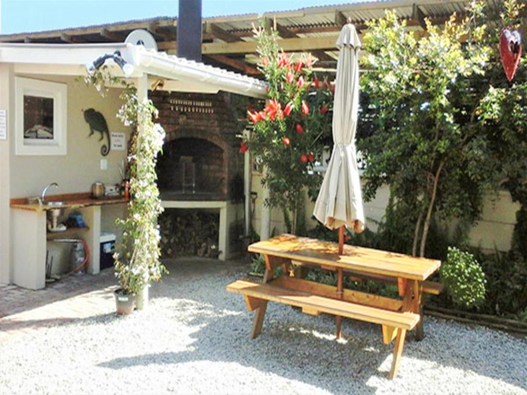 Keedols Inn & Backpackers - Image 33