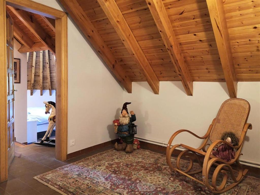 Posedenie v ubytovaní Chalet con gran jardín en Llivia