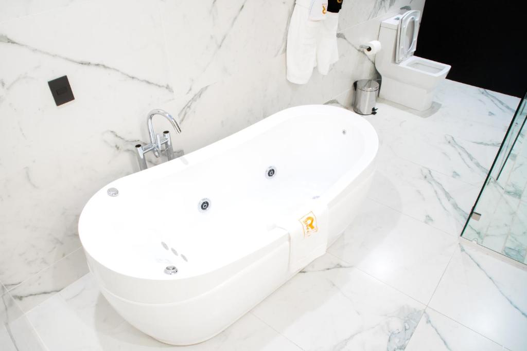 Koupelna v ubytování Ramë Hotel Boutique