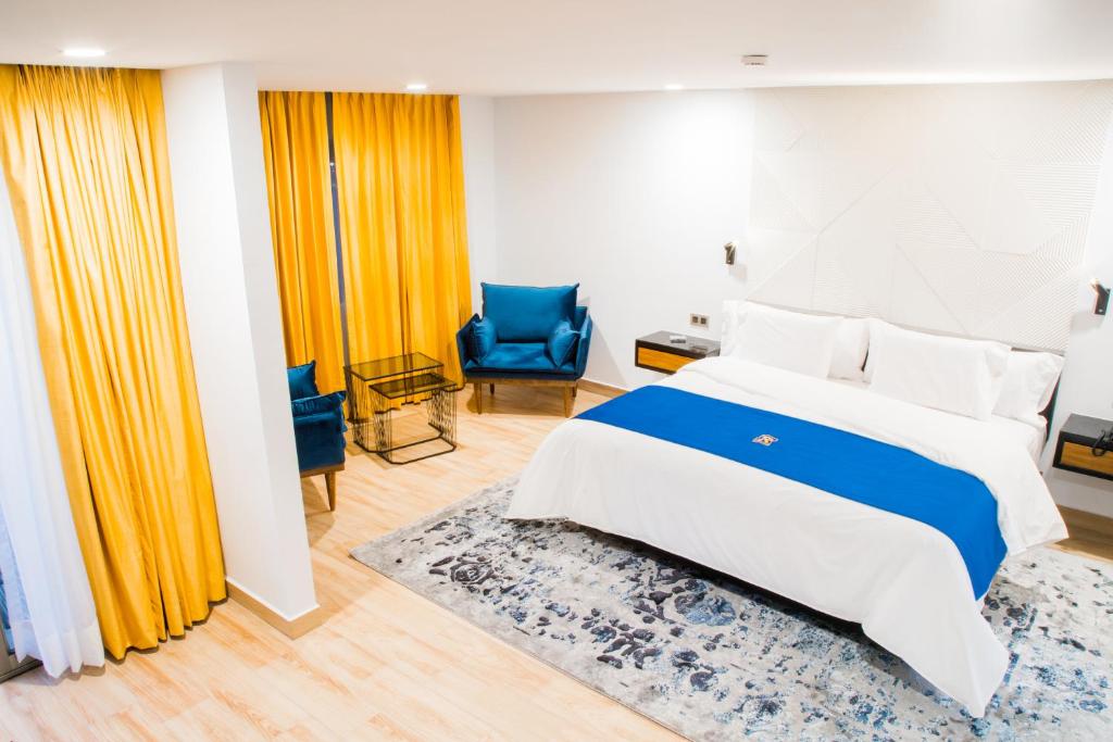 Postel nebo postele na pokoji v ubytování Ramë Hotel Boutique
