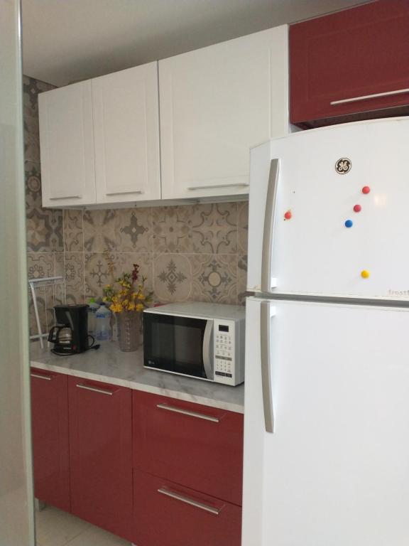  Kit na Vila Guilhermina mobiliada com Ar TV e WIFI