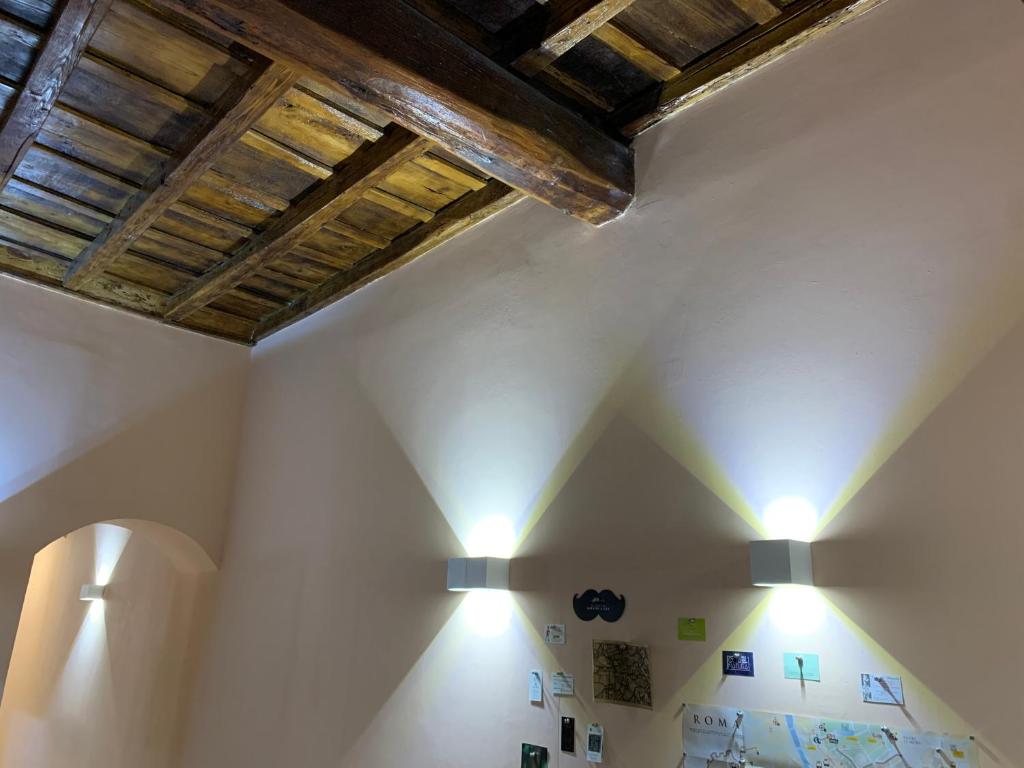 Albergo Delle Regioni, Barberini - Fontana di Trevi - Resim 32