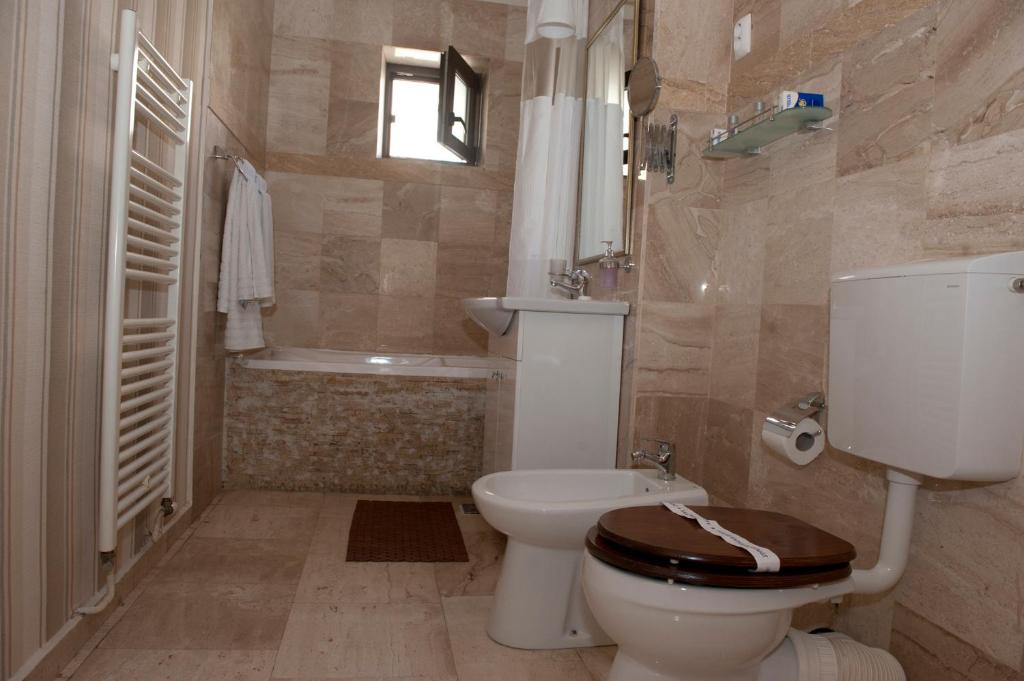 Koupelna v ubytování Boutique Vila Paradis