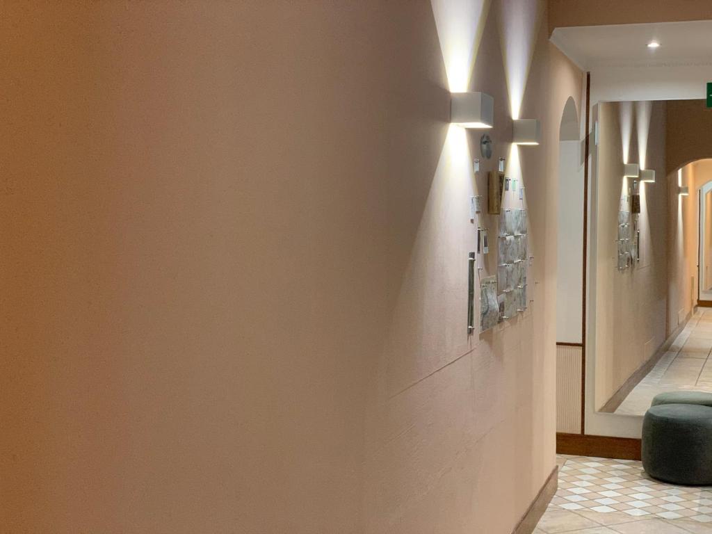 Albergo Delle Regioni, Barberini - Fontana di Trevi - Resim 31