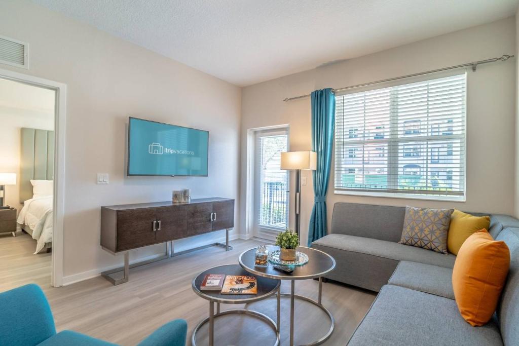 4013 Vista Cay