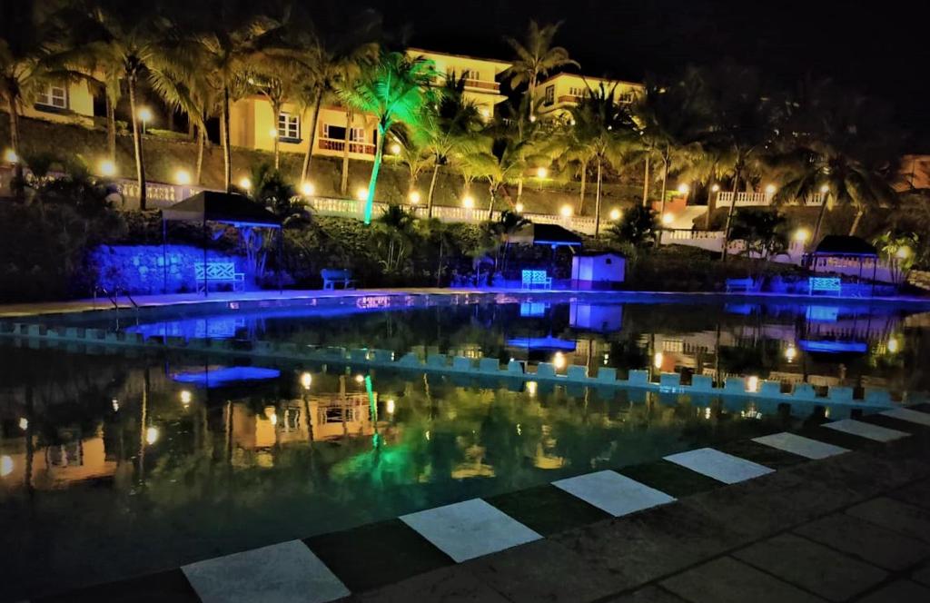Bazén v ubytování Indismart Woodbourne Resort nebo v jeho okolí