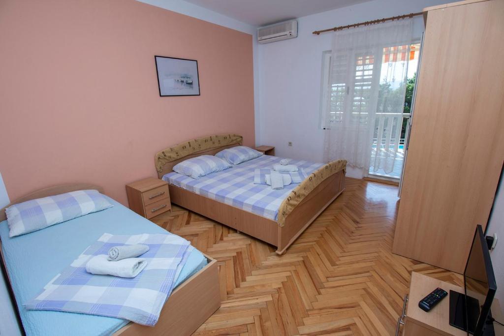 Fotografie z fotogalerie ubytování Apartments Fortuna 3427 v destinaci Lokva Rogoznica