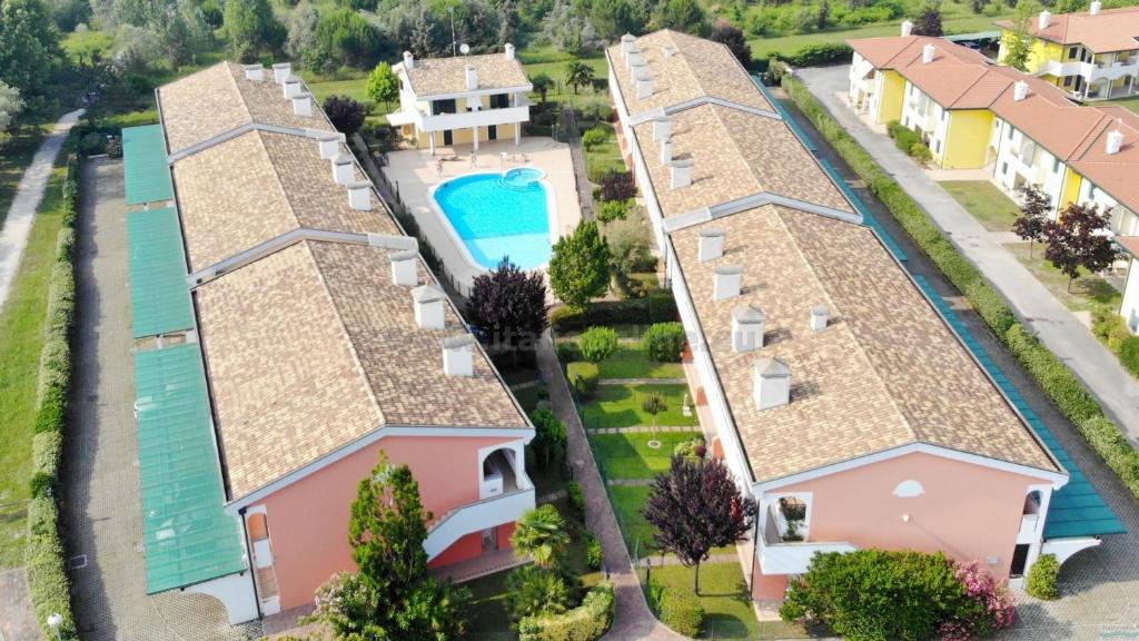 an aerial view of a row of houses at Residence Leopardi - Gemini in Bibione