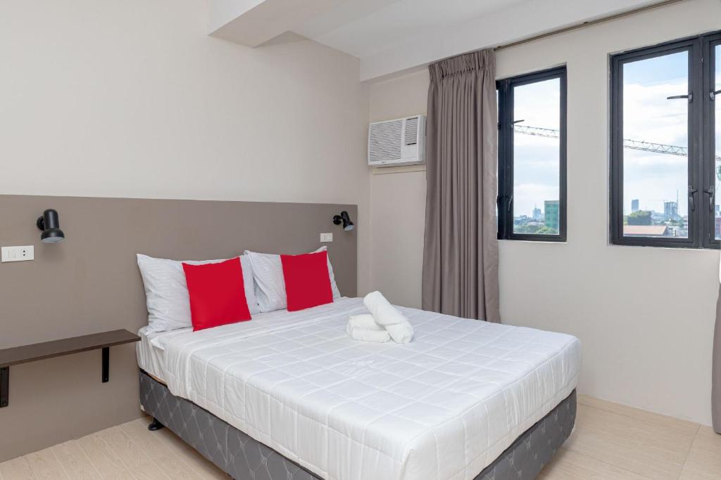 The Colonial Residences - Housity