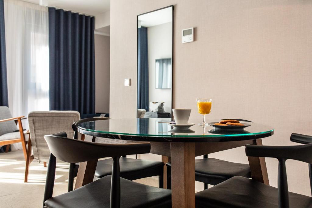 Ramirez Flats Valencia - Resim 18