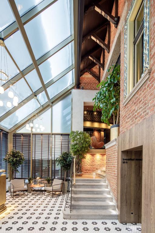 SCHUSTER Boarding House - Resim 11