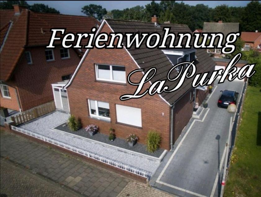 an image of a house with the words feigning la pula at LaPurka I in Nordhorn