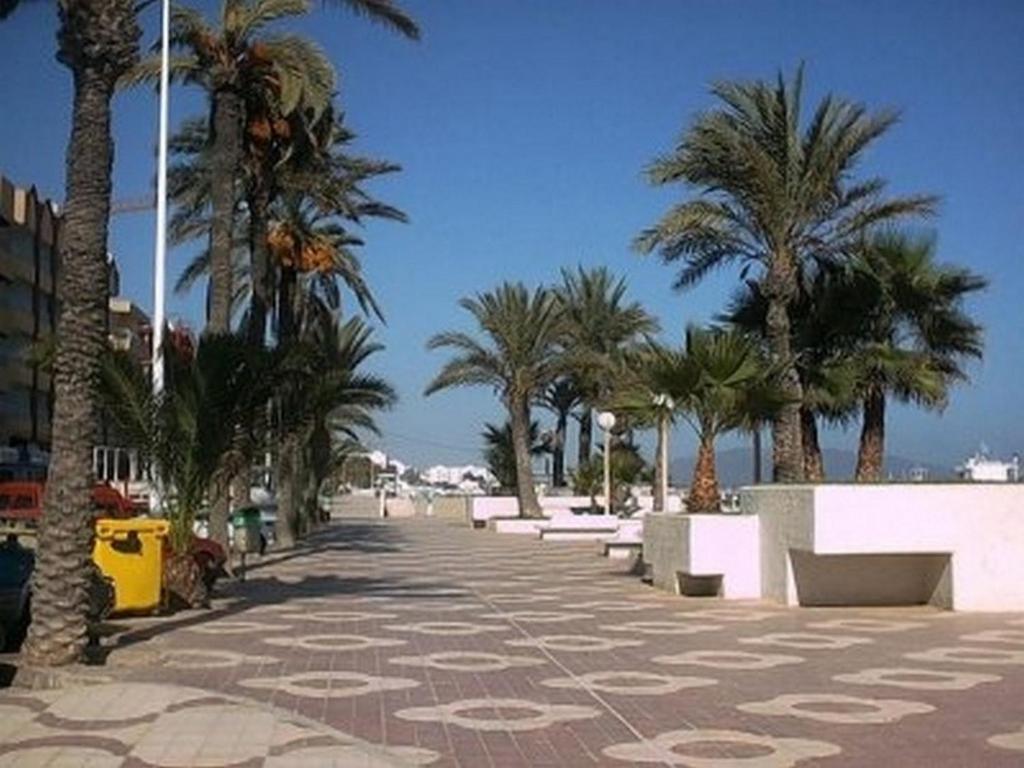 Fotografia z galérie ubytovania Homes of Spain, Al Andalus Residencial JA Apartamento bajo en frente piscina, WIFI v destinácii Playas de Vera
