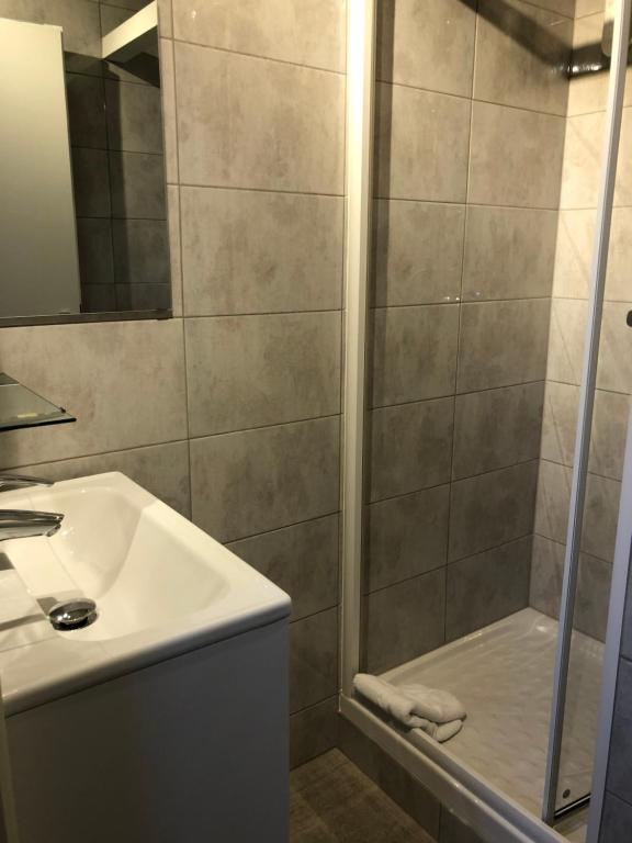 Hôtel SPA Au Cheval Blanc - Chambres climatisées – photo 45