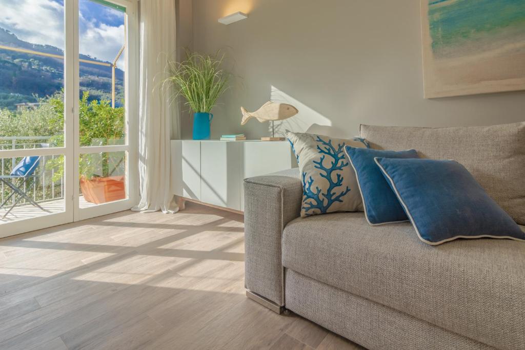 Część wypoczynkowa w obiekcie Olivia by PortofinoHomes