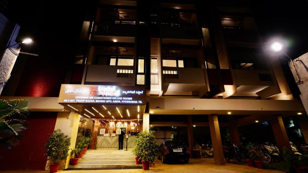 Budova, kde se hotel nachází