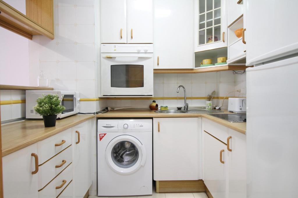 Fotografie z fotogalerie ubytování BAJA - Vila Roma apartment v destinaci Tarragona