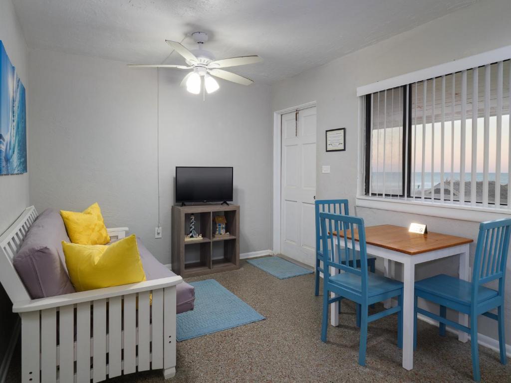 TV&#47;Unterhaltungsangebot in der Unterkunft South Beach Inn - Cocoa Beach