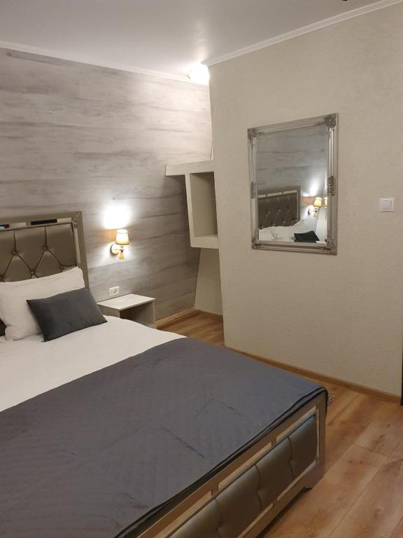 Hanu lu Mos Opinca - Habitación Doble Estándar