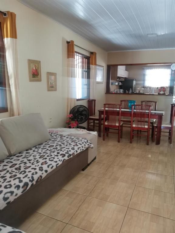  Casa a 10 minutos de Itauna
