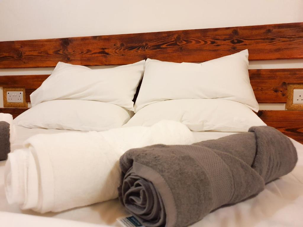 Thoddoo Island Life - 8