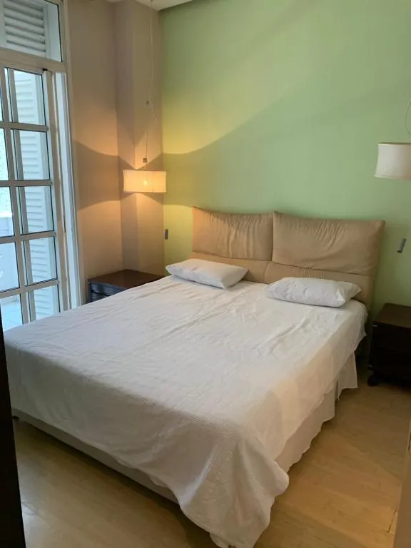 Flat 45 metros decorado com sala, suíte, cozinha quadra da praia de copacabana, Rio De Janeiro, Brazil