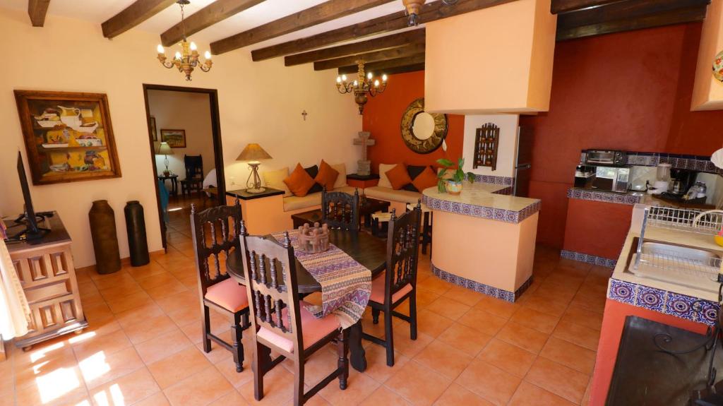 Kuchyň nebo kuchyňský kout v ubytování Casa Mia Suites