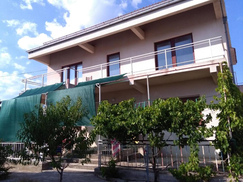 Fotografie z fotogalerie ubytování Apartments in Murter 39917 v Murteru