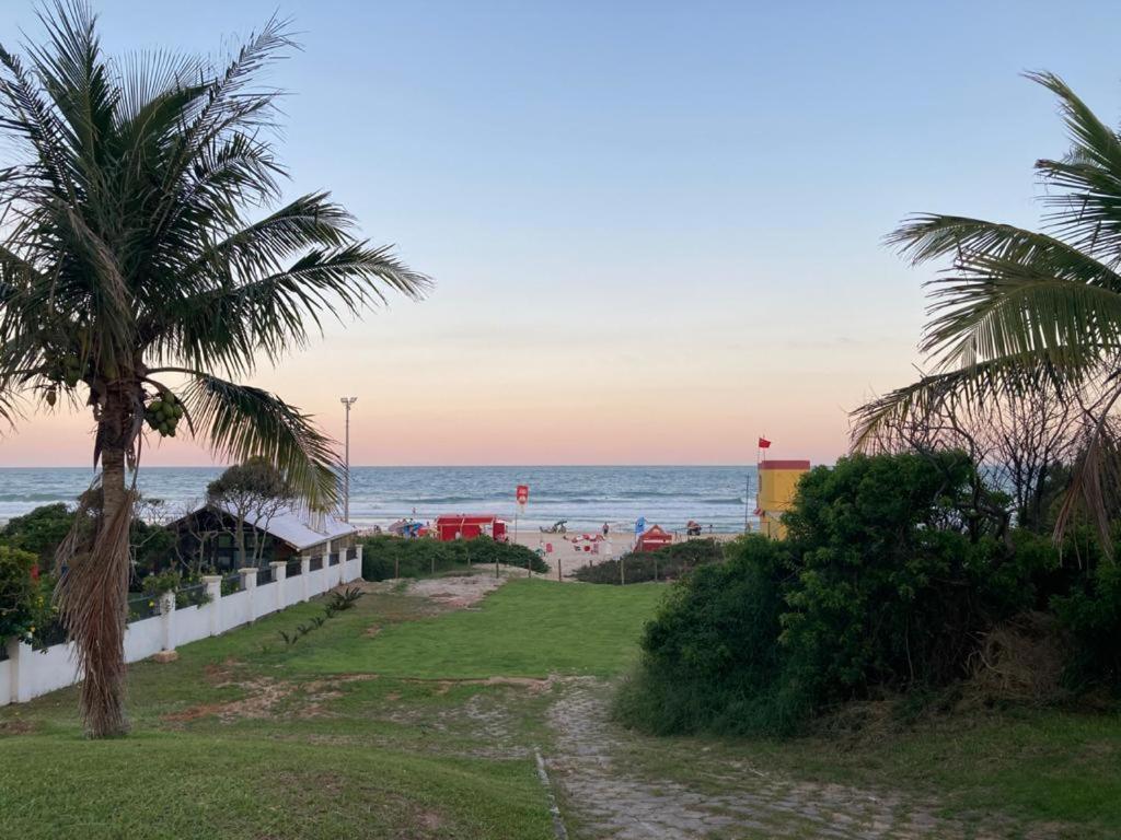  Segurança e conforto na Praia Brava a 100 do mar - Condomínio Curimã