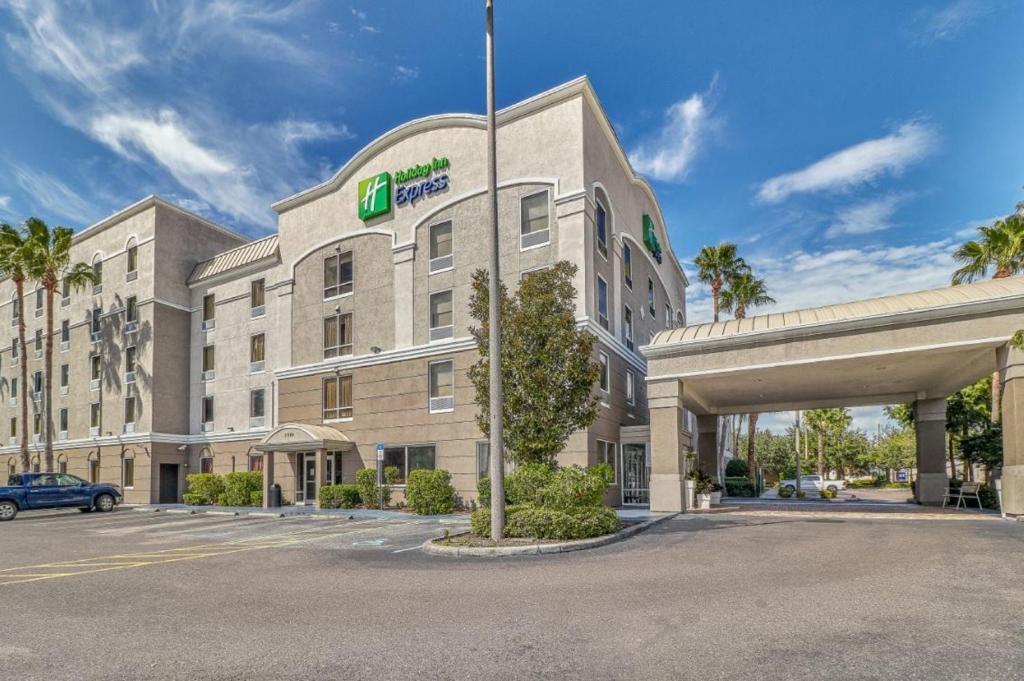 Foto dalla galleria di Holiday Inn Express Hotel & Suites Clearwater US 19 North, an IHG Hotel a Clearwater