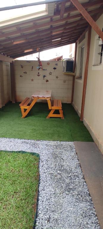  Apto térreo com área privativa !