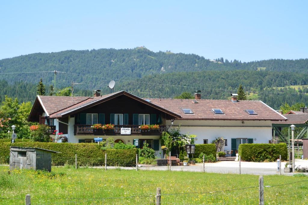 Gästehaus Döring, Mittenwald (updated prices 2025) - 15