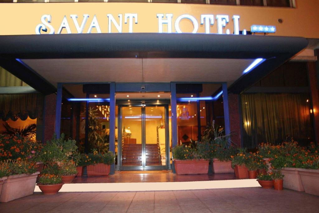 Exteriér nebo vchod ubytování Savant Hotel
