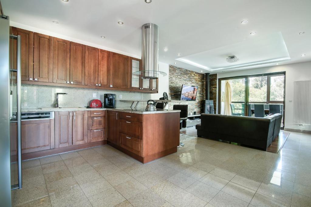 Rezydencja Wind Rose - luxury ApartHotel Gdansk - Three-Bedroom Apartment
