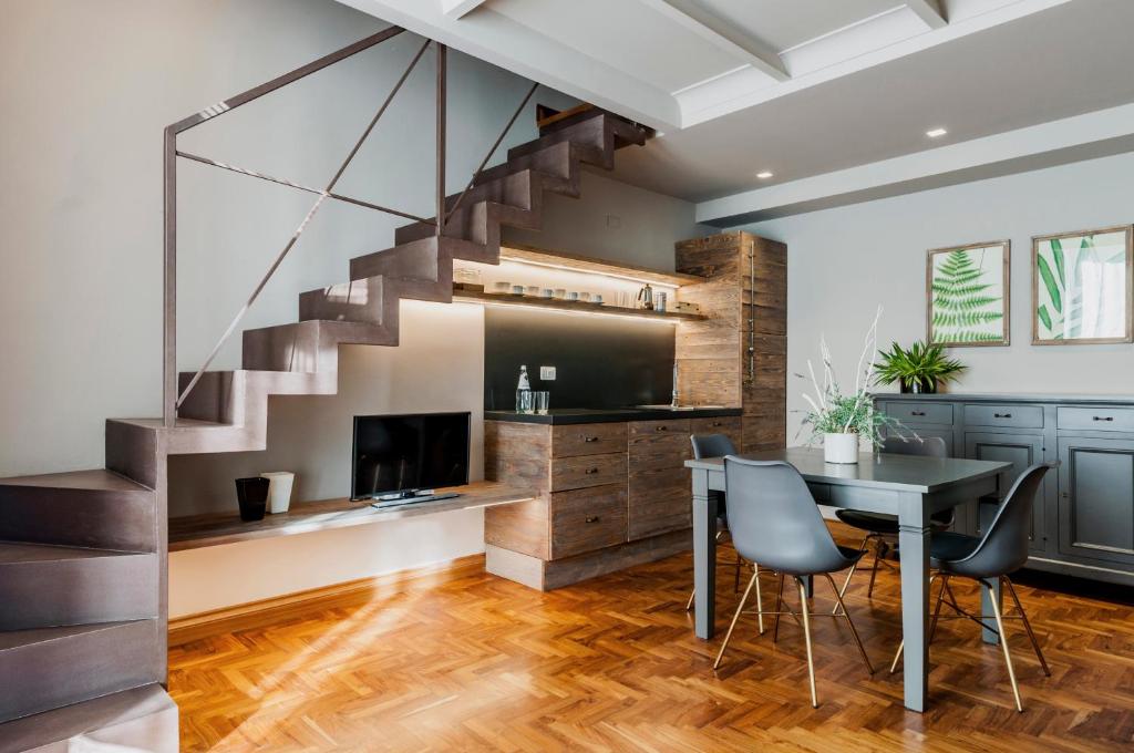 Ferrini Home - Residence 150 - Superior Apartment
