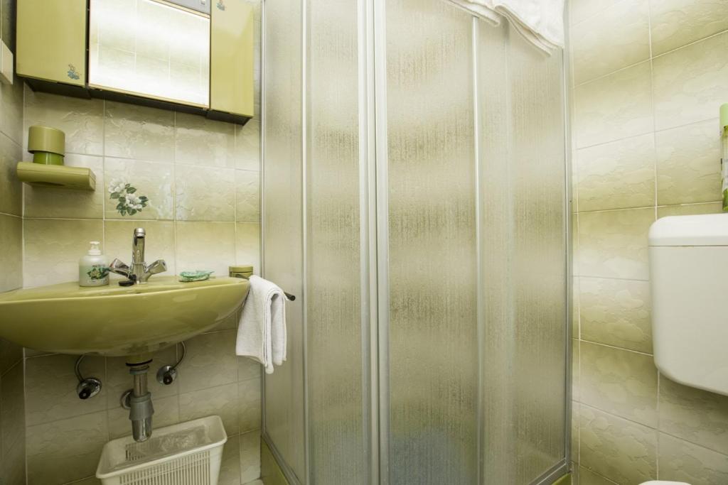 Koupelna v ubytování Rooms Anđela