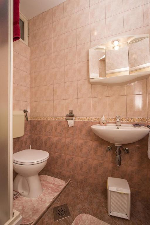Koupelna v ubytování Rooms Anđela